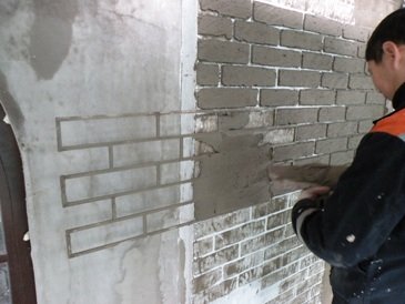 Имитация кирпичной стены из штукатурки своими руками Имитация кирпичной стены из штукатурки своими руками